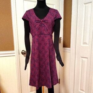 Toad & Co Purple/Fuschia Dress with pocket